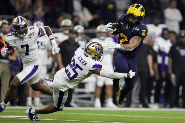 Ncaa free online trainer v8 michigan
